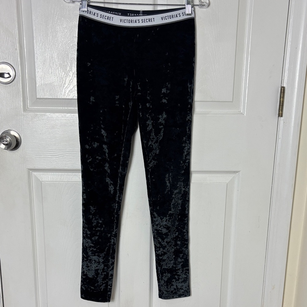 Victorias Secret Crushed Velvet Leggings Size XS Logo waistband